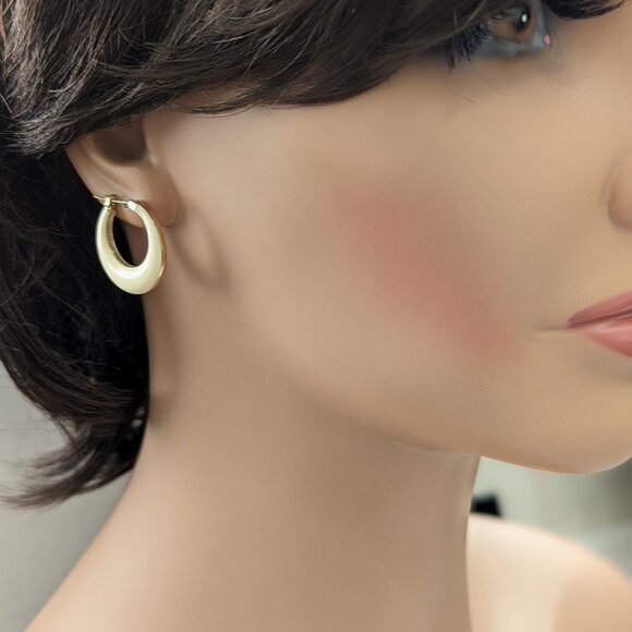 Hoops Enamel Small Pierced Vintage Cream Gold finish 1970s - Picture 2 of 7